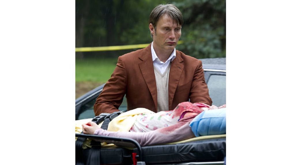 Mads Mikkelsen y Hugh Dancy juegan al gato y al ratón en esta producción de Bryan Fuller