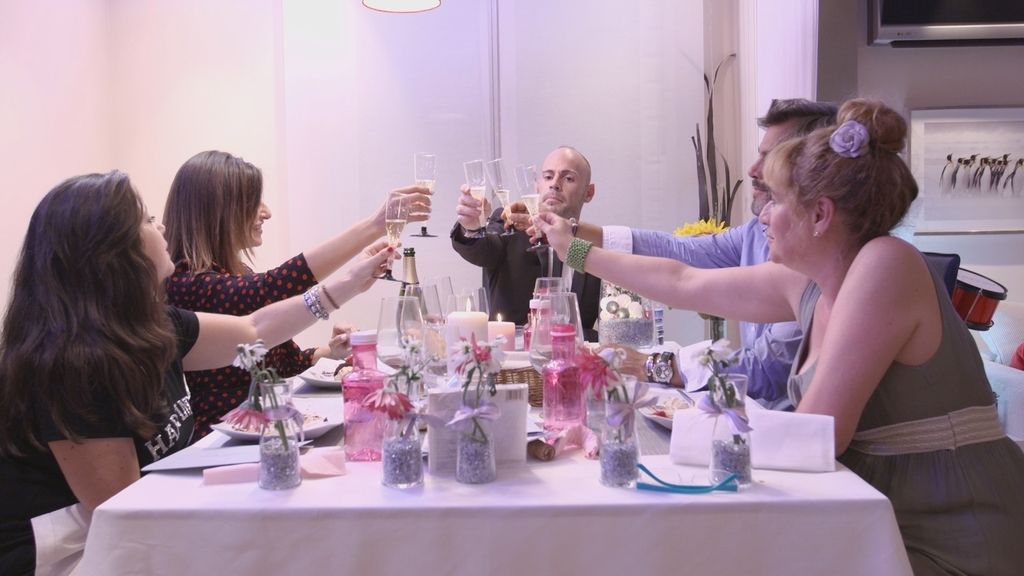 'Ven a cenar conmigo' se estrena el lunes 18 (22.45) en Cuatro