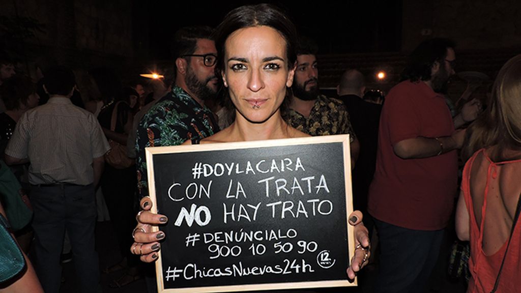 Bebe da la cara en el estreno de 'Chicas Nuevas 24 Horas'