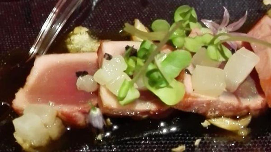 Medio millar de asistentes y un menú cargado de solidaridad