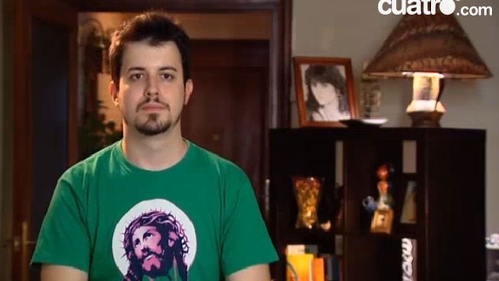 Diego, un pretendiente loco por los ovnis