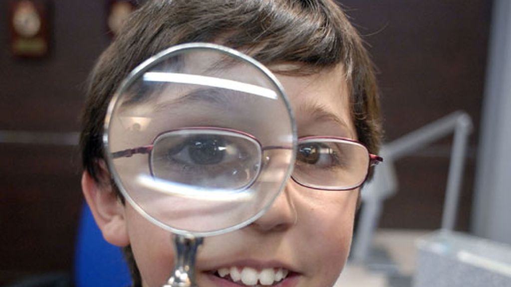 'Hermanos y detectives' (Telecinco)