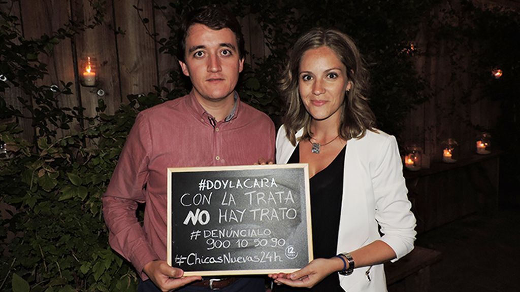 Todos dan la cara en el estreno de 'Chicas Nuevas 24 Horas'