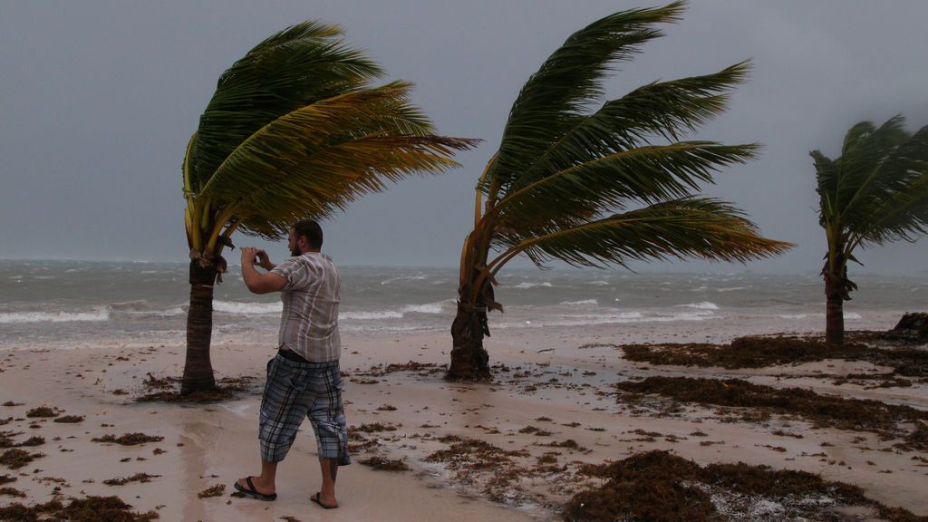 El huracán María, a su llegada a República Dominicana