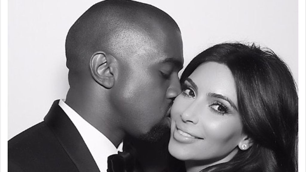 El álbum de boda de Kim Kardashian y Kanye West, un año después