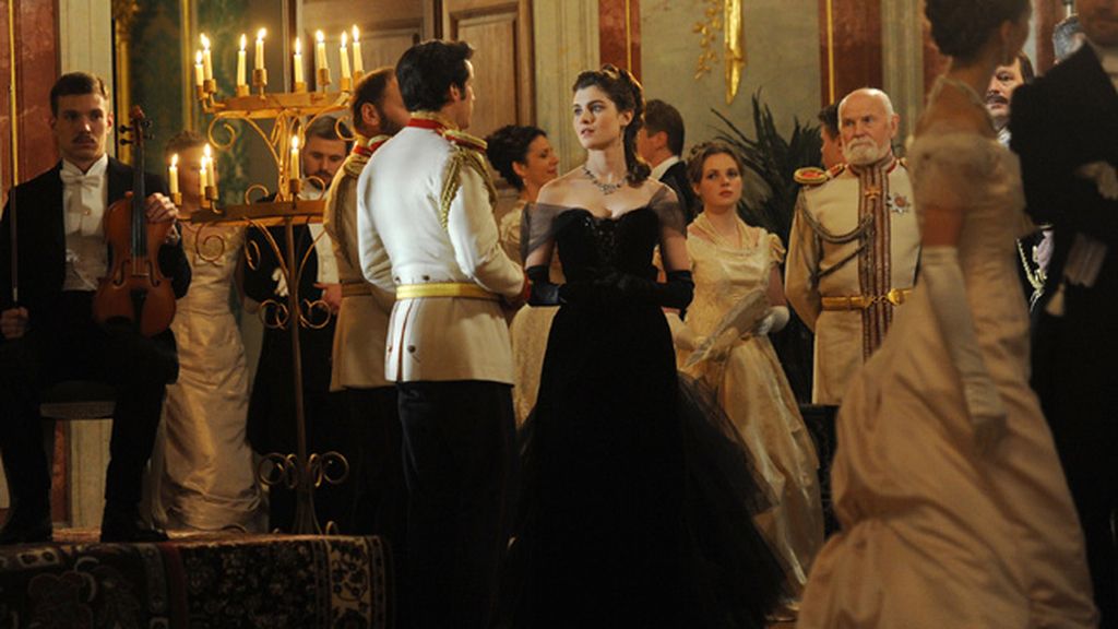 La miniserie llega a España tras el éxito de su estreno en Italia, con más de cinco millones de espectadores