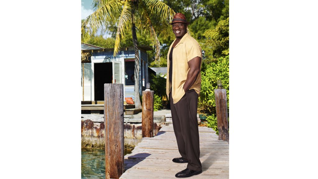 Un excéntrico soldado convertido en el rastreador perfecto como efecto del estallido de una bomba