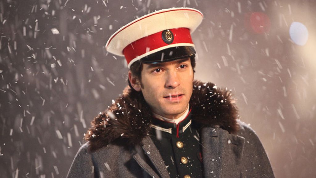 La miniserie llega a España tras el éxito de su estreno en Italia, con más de cinco millones de espectadores