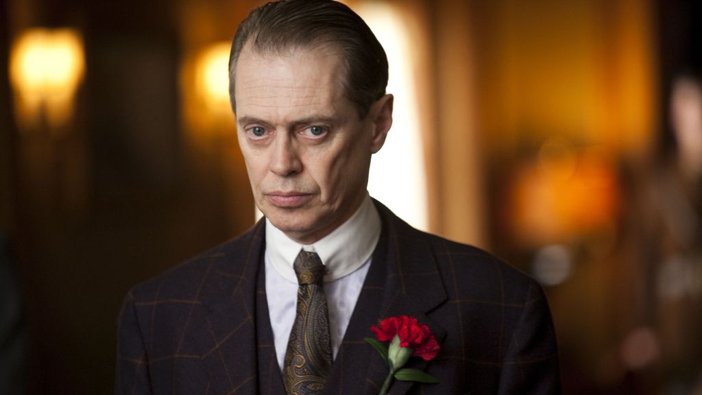 Tramas políticas, alcohol y mucha violencia en la segunda temporada