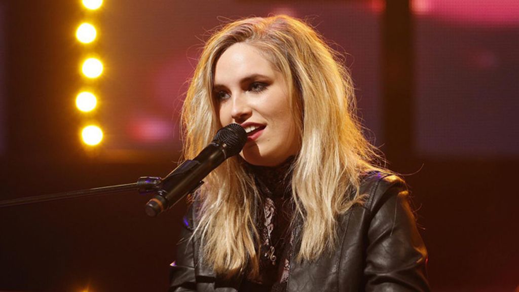 IRLANDA. Molly Sterling. 'Playing with numbers' (‘Jugando con números’)