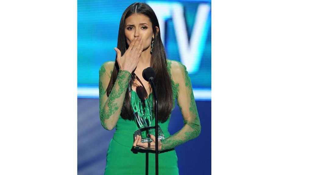 Nina Dobrev ('Crónicas vampíricas'), mejor actriz de drama
