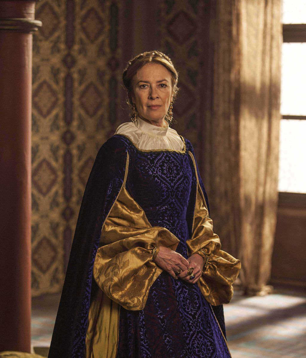 Susi Sánchez es Luisa de Saboya