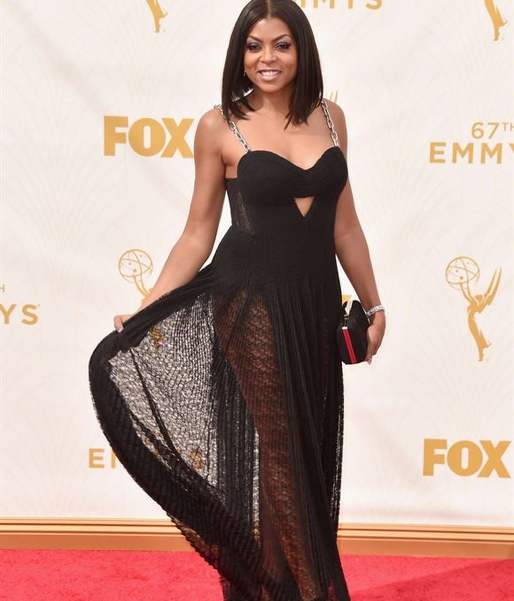 Actrices y modelos desfilaron por la alfombra roja con sus mejores galas