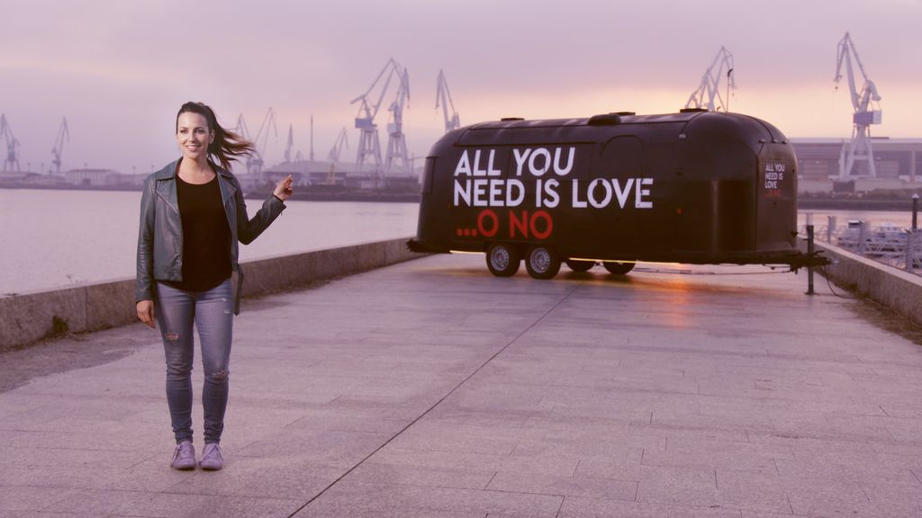 Irene Junquera presenta 'La caravana del amor' en 'All you need is love... o no'