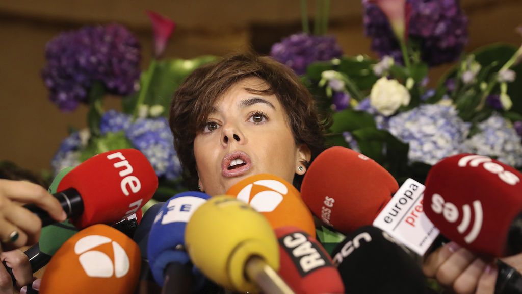 Santamaría responde a Puigdemont: "¿Hasta cuándo vas a seguir abusando y tensionando a Cataluña?"