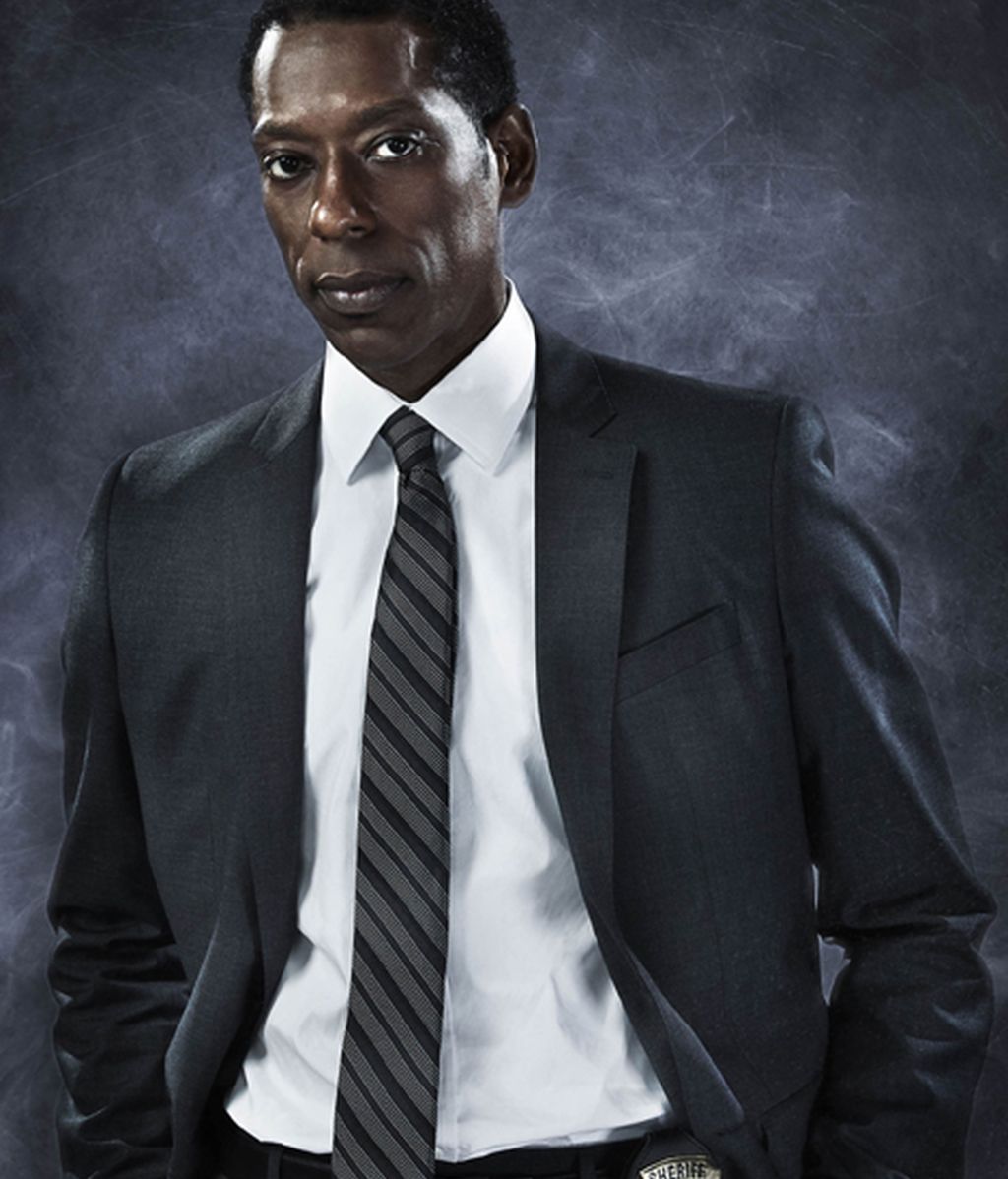 Orlando Jones es Frank Irving