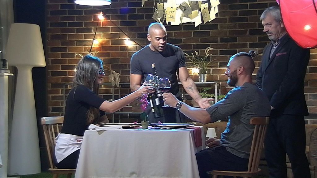 Kevin, candidato a camarero de 'First dates'