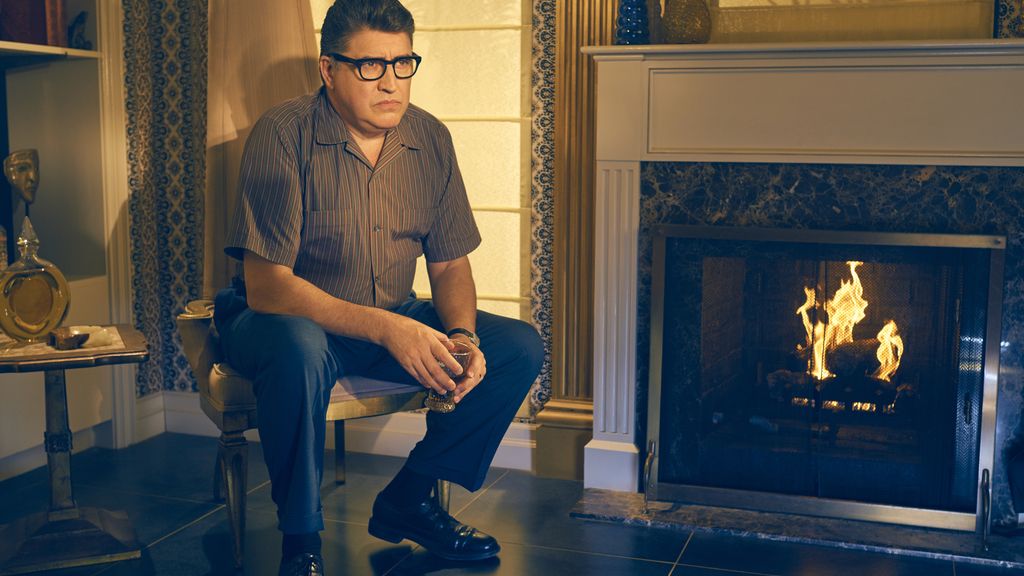 Alfred Molina es Robert Aldrich en 'Feud', de HBO