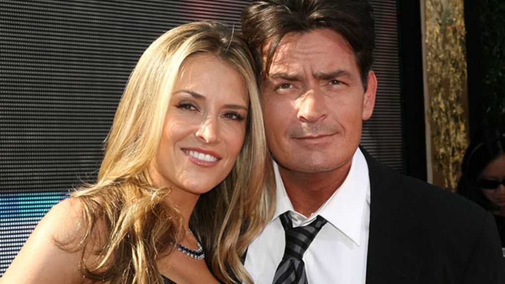 Charlie Sheen y Brooke Mueller