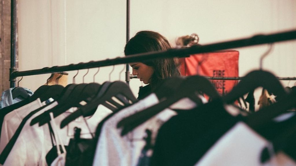 Kylie y Kendall Jenner debutan como diseñadoras de moda