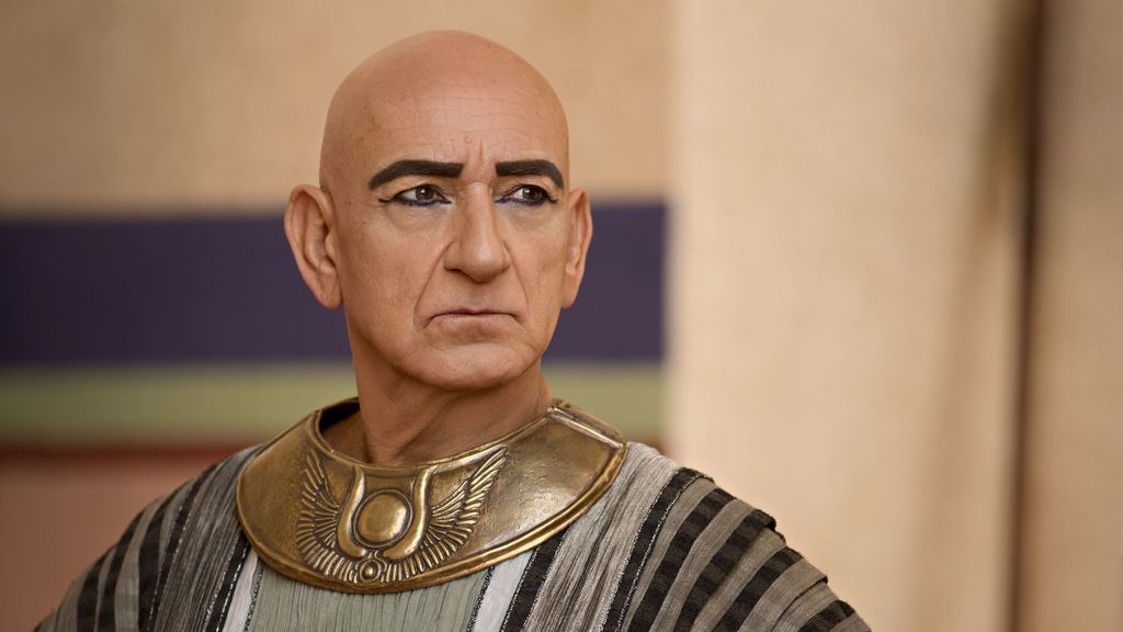 Ben Kingsley en Tutankamón (Cuatro)