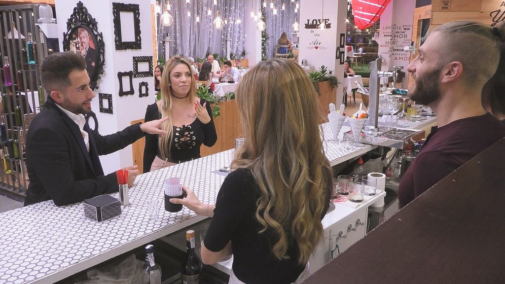 First dates. Especial guapos