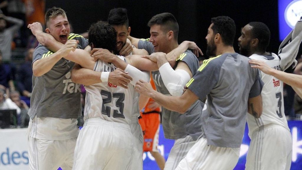 El triple de Llull se convierte en el vídeo más visto de la ACB en Internet