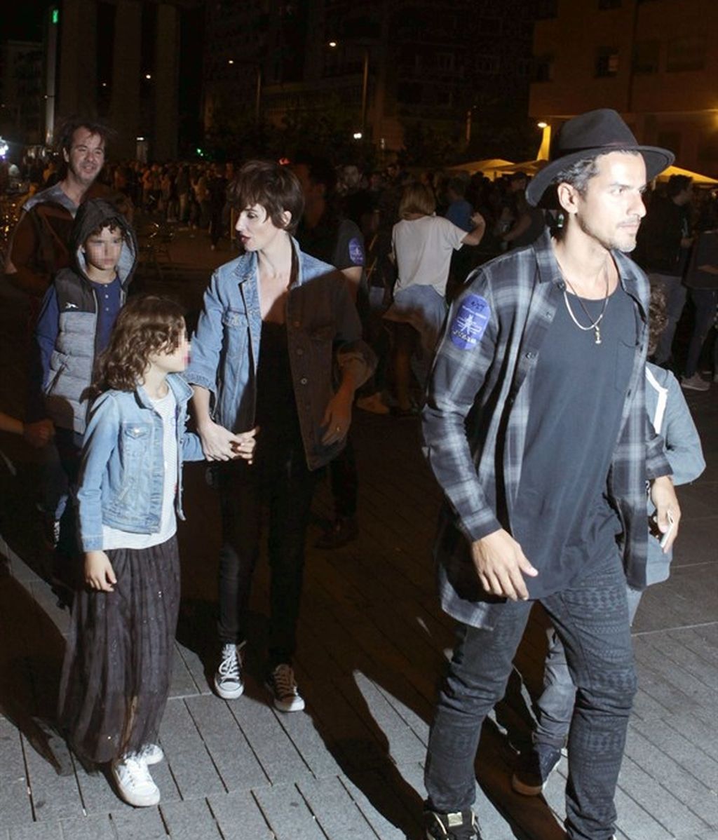 Paz Vega y sus hijos