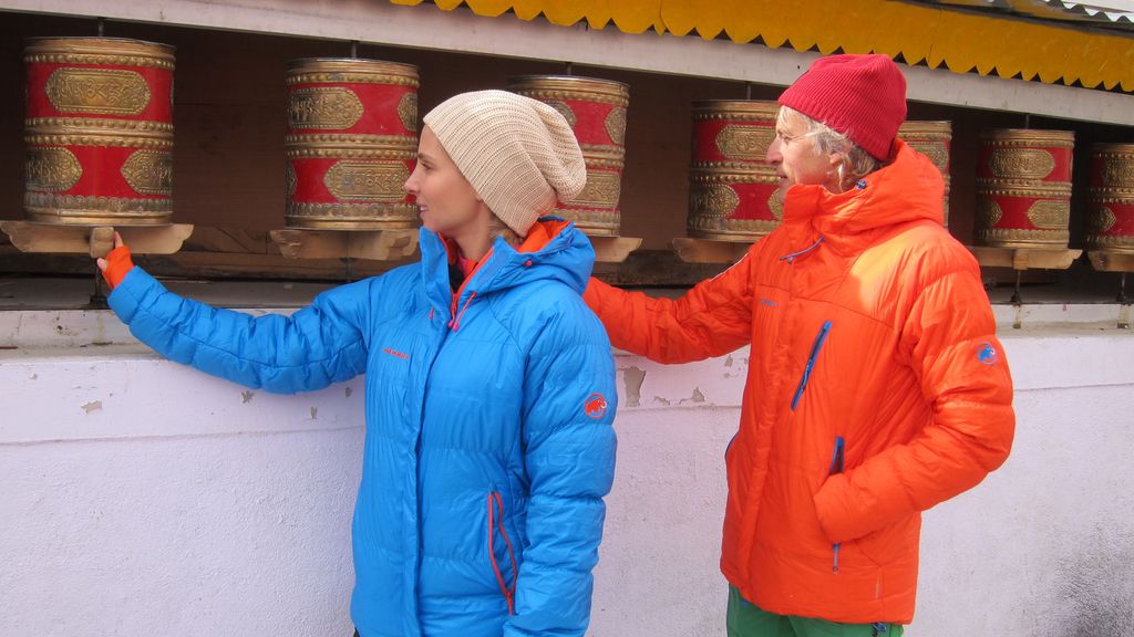 Elsa Pataky y Chris Hemsworth (Thor) visitan 'Planeta Calleja', en Cuatro