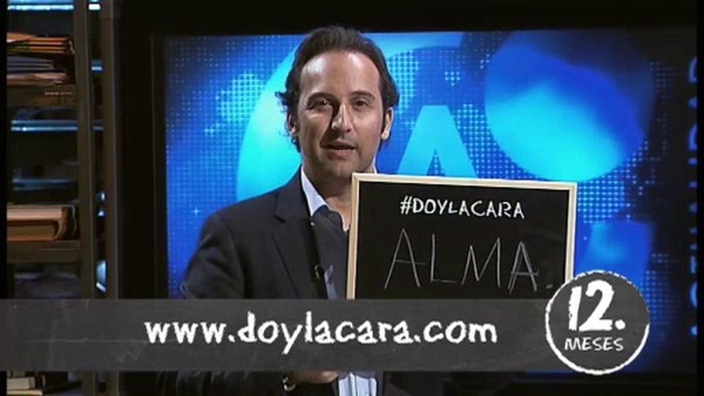 Iker Jiménez y Carmen Porter se unen a la campaña #DOYLACARA en Cuarto Milenio