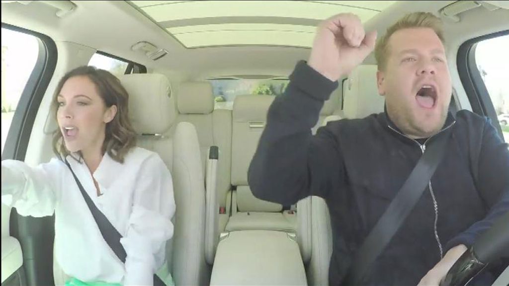 Victoria Beckham en 'Carpool karaoke', con James Corden