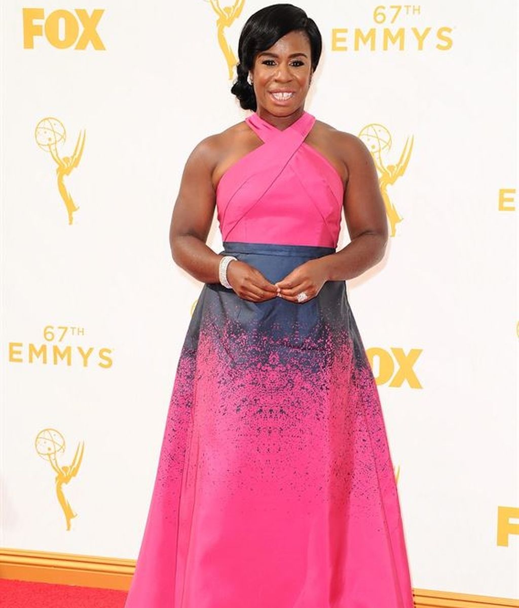 Actrices y modelos desfilaron por la alfombra roja con sus mejores galas