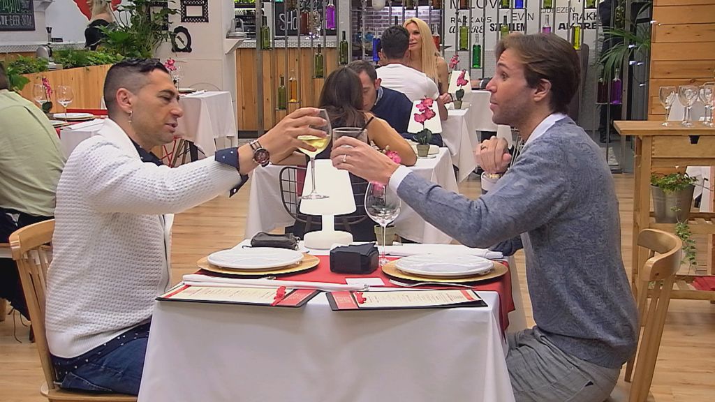 'First dates: especial VIPS'