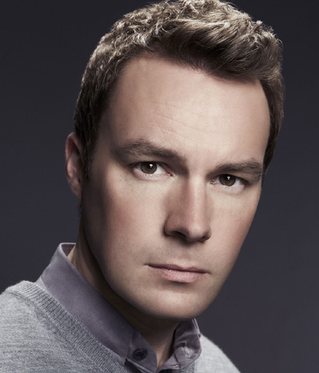 Mark Hildreth es Tom Hale