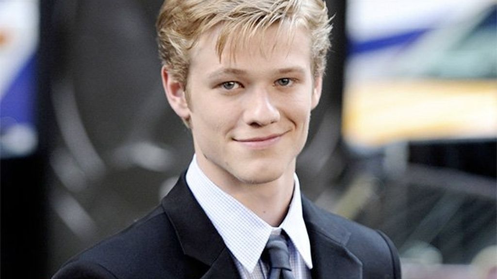 Lucas Till, McGyver