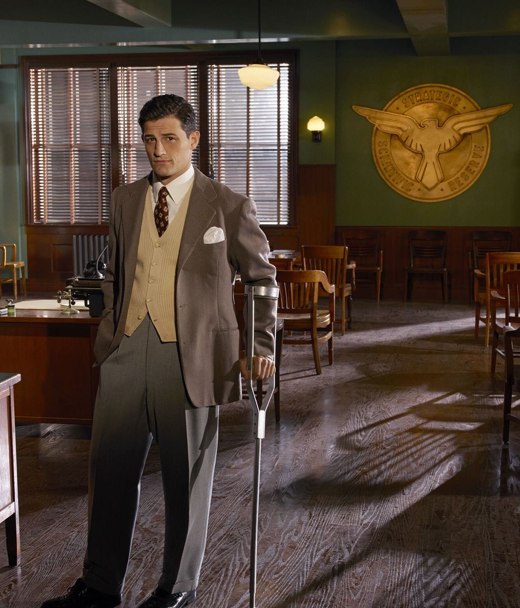Enver Gjokaj es Daniel Sousa en 'Agente Carter'