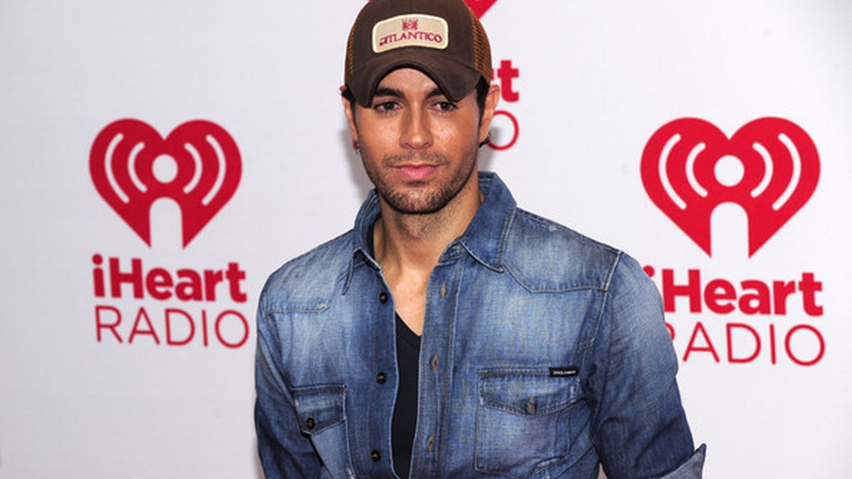 Enrique Iglesias en los iHeartRadio Music Awards