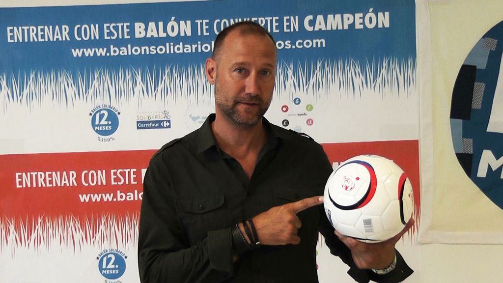 Pedro García Aguado te quiere enseñar qué es lo que puedes hacer con el Balón Solidario