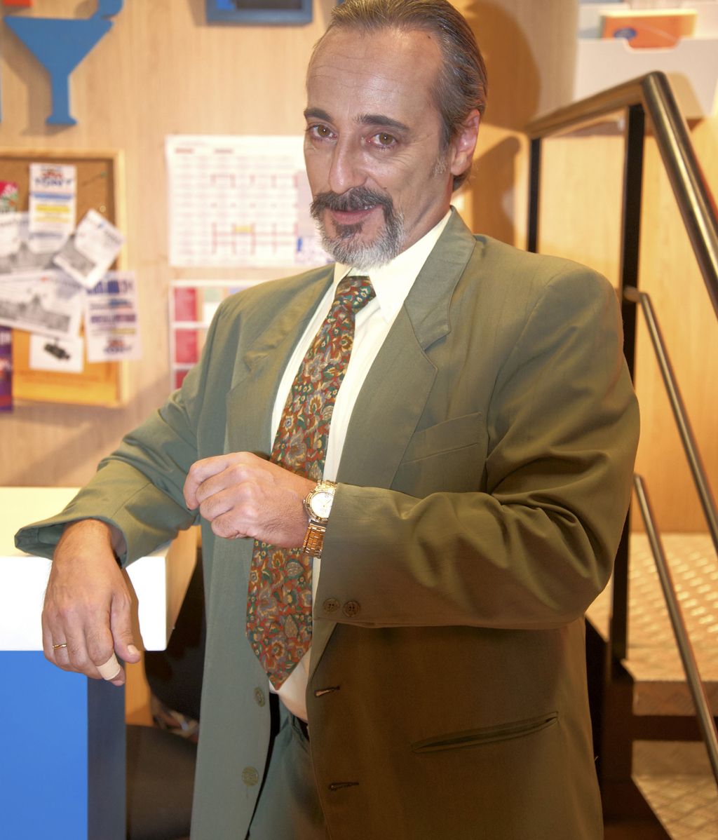 Javi Coll es Julián