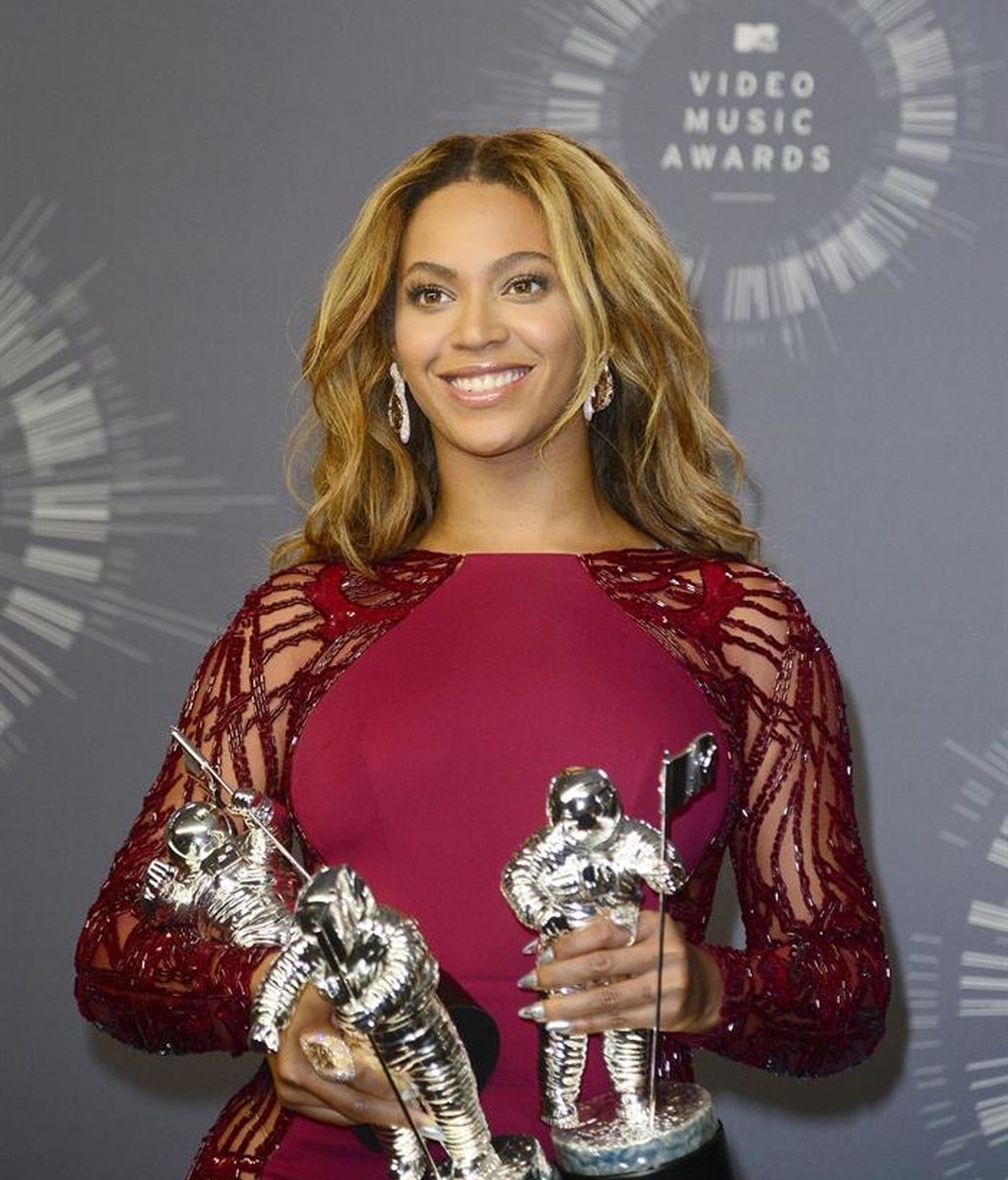 Beyoncé, MTV VIDEO MUSIC AWARDS 2014