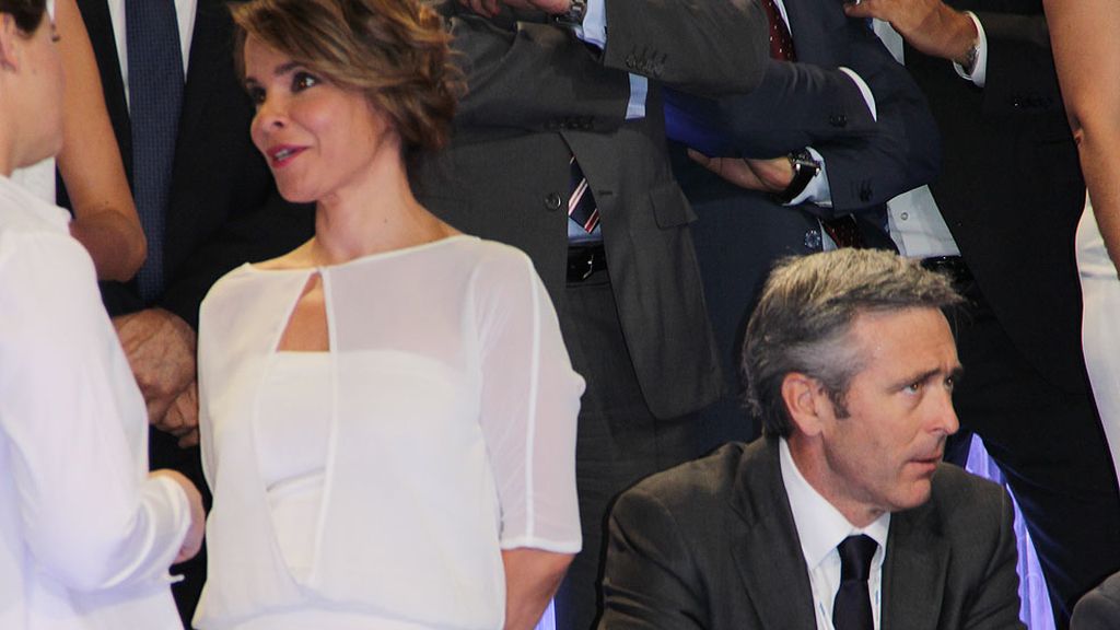 Don Felipe y doña Letizia han saludado a los presentadores y trabajadores de la casa
