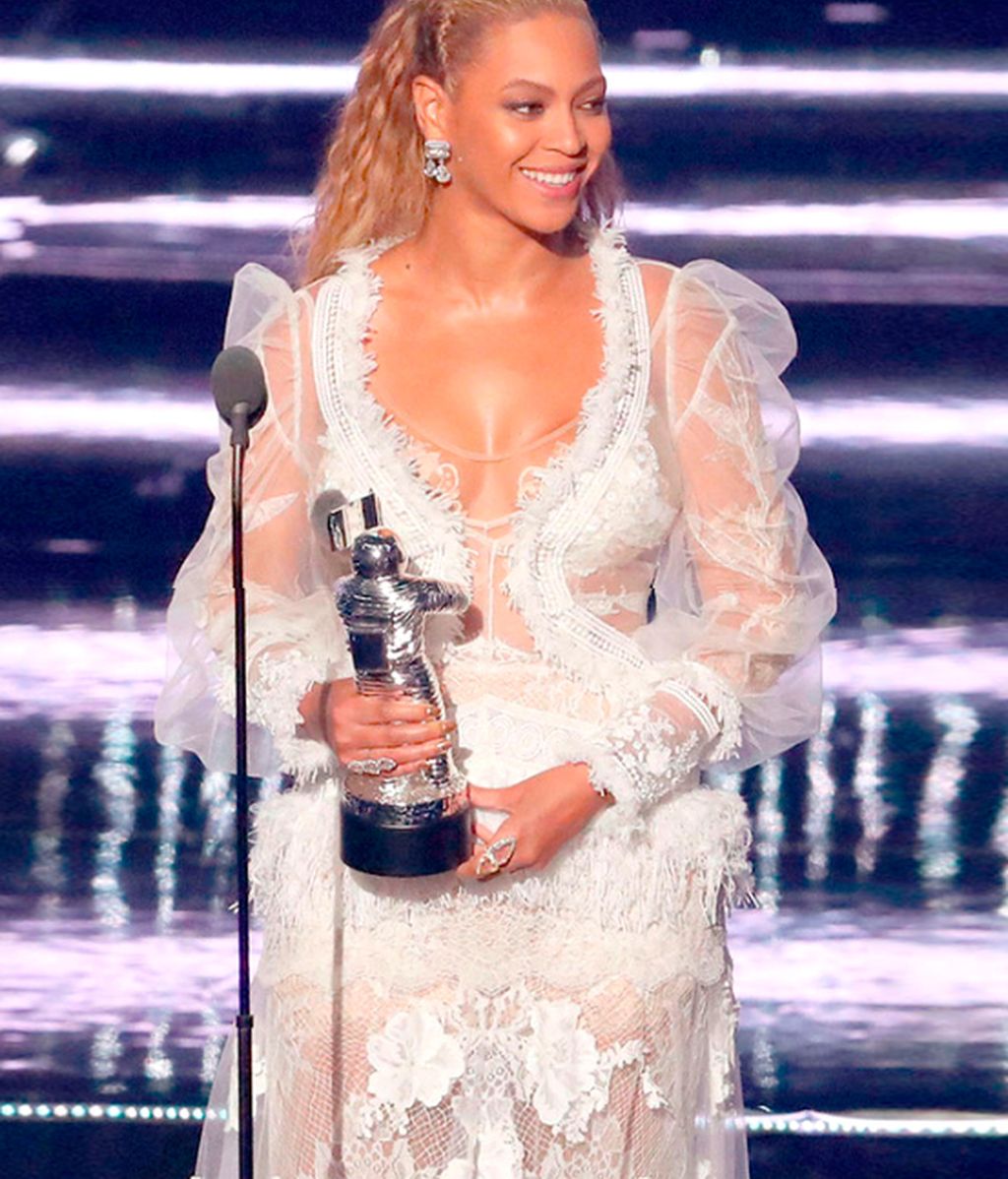 Beyoncé recoge su premio MTV 2016