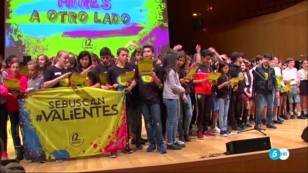 1.800 #valientes se unen a la campaña de '12 Meses' en un gran evento en Zaragoza