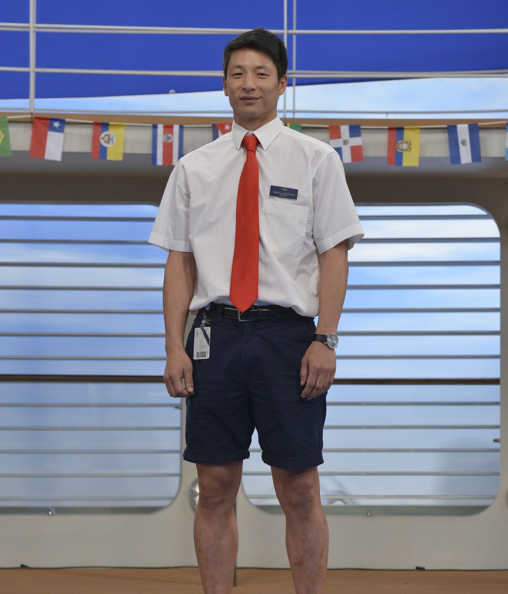 Alberto Jo Lee es Josep Lluís, el recepcionista