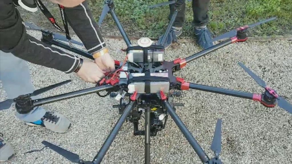 Cómo volar un dron sobre la casa de Bertín y lograr espectaculares imágenes aéreas