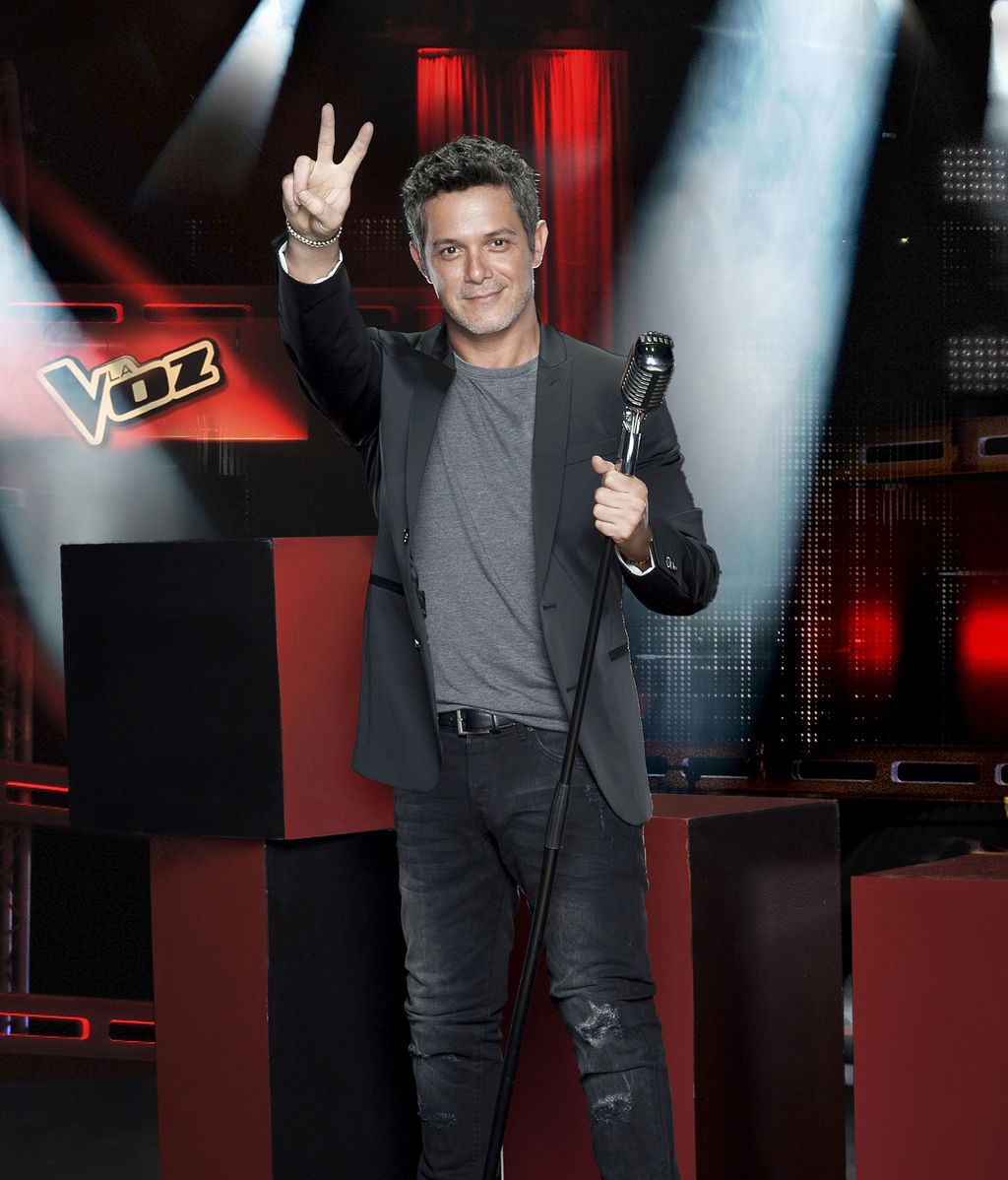 Alejandro Sanz, La voz