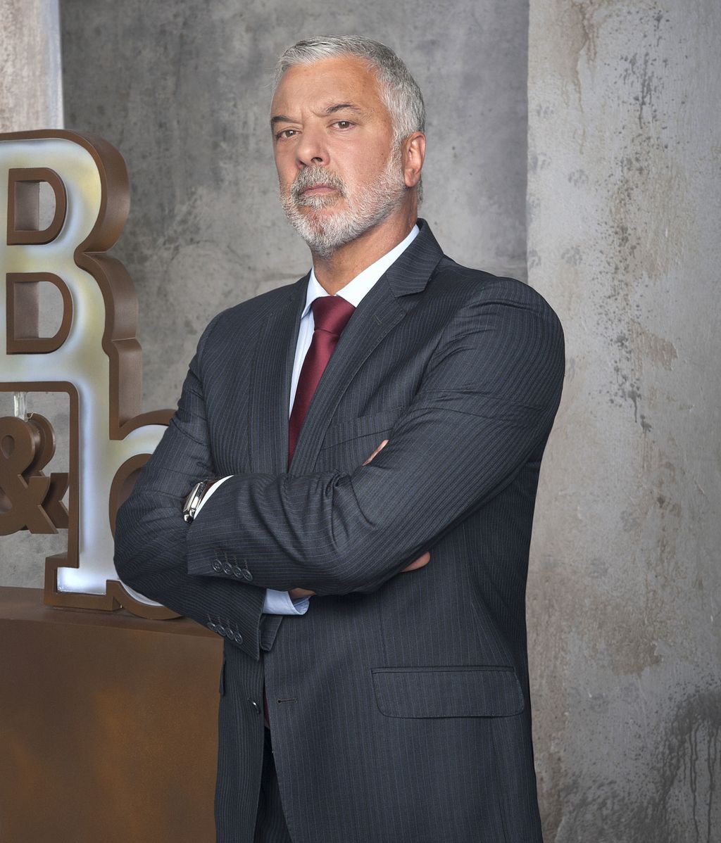 Bornay (Adolfo Fernández), en el abismo