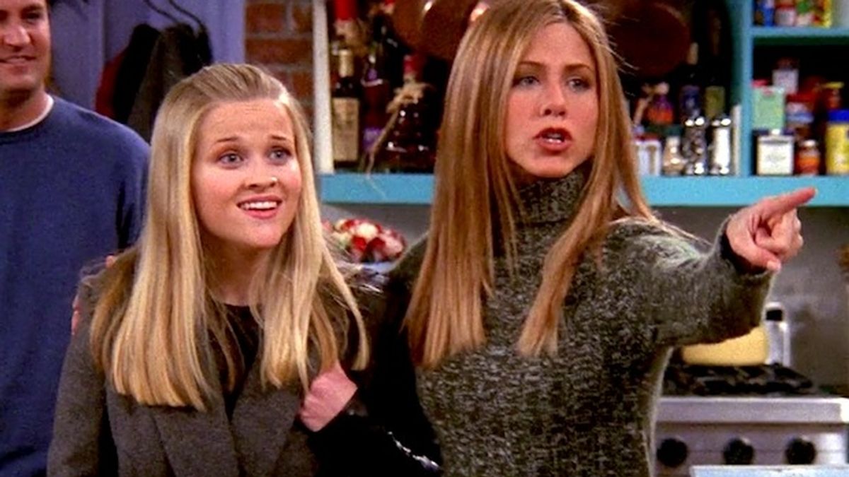 Jennifer Aniston y Reese Witherspoon, hermanas en 'Friends'