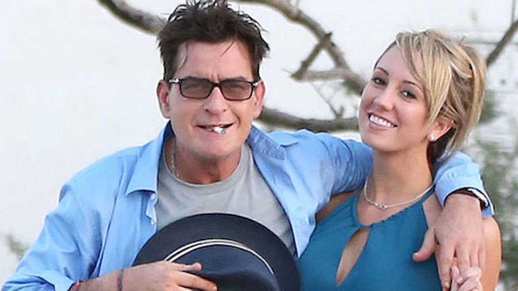 Charlie Sheen y Scottine Ross