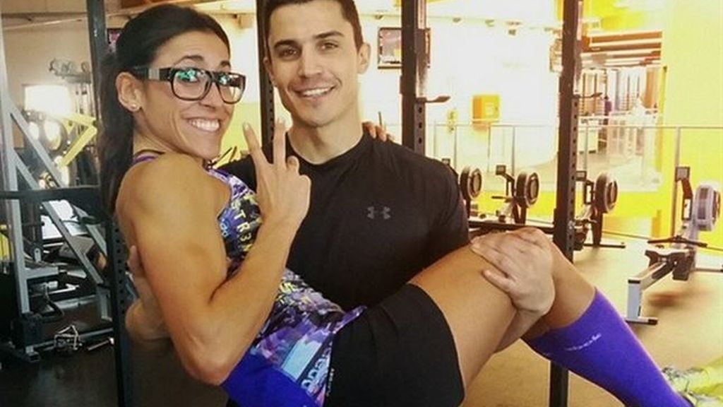 Alex González y su entrenadora